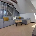 Апартаменты Rentplanet - Kras