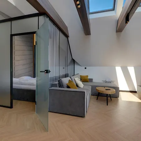 Rentplanet - Kras 公寓 斯克拉斯卡波伦巴